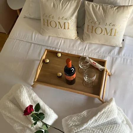 Apartman 10 Lux Novi Sad Esterno foto
