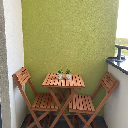 Apartman 10 Lux Novi Sad Esterno foto